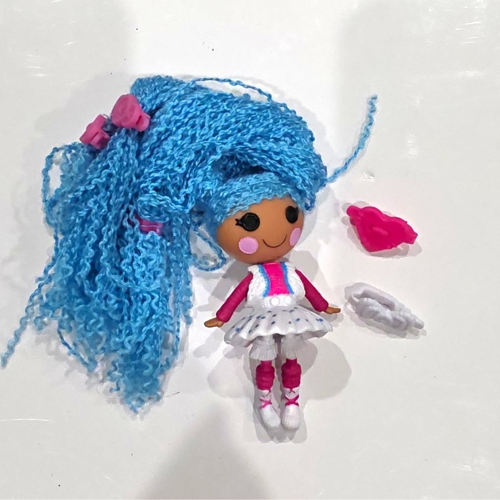 3 in Lalaloopsy Mittens Fluff n Stuff with yarn hair retired hard to find